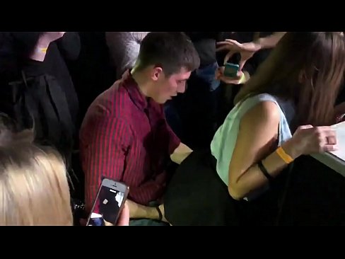 ❤️ Īsts sekss krievu naktsklubā. 18 gadus veca krievu meitene anālajā atverē un vagīnā, kas drāzta naktsklubā ❤❌ Porno pie lv.teatroporno.ru ❌❤